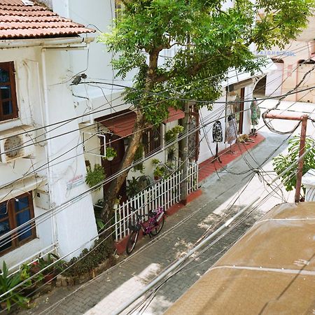 Mother Tree Inn Kochi Exterior foto